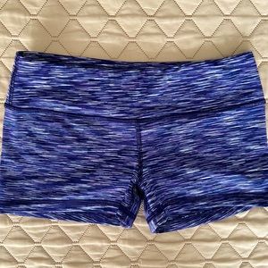 FLEO Original Shorts in Medium